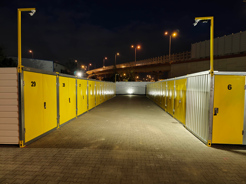 Zdjęcie na okładce dla Własny Box Magazyny Self Storage Warszawa Ursus Samoobsługowe 24/7 Wynajem Komórek Lokatorskich Przechowalnia